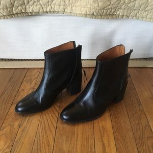 Madewell Black Leather Zip Ankle Boot